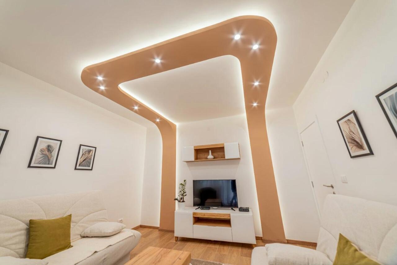 Apartman Danube Lux Novi Sad Exterior foto